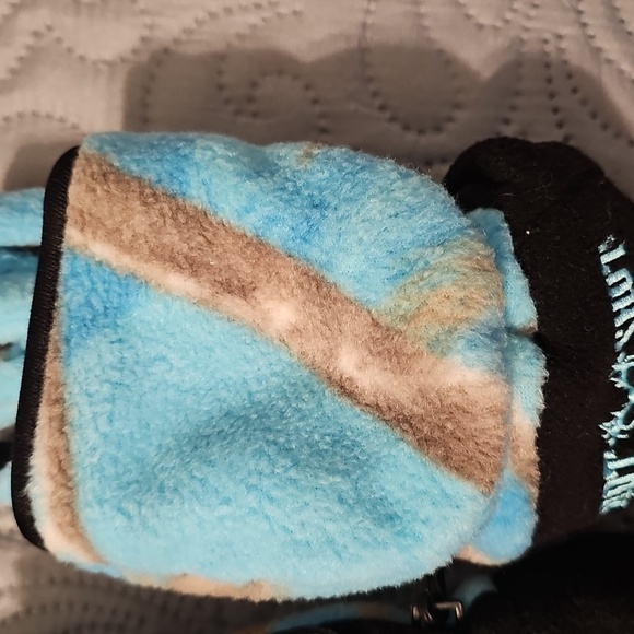 Ladies' Hot Shot Camo Pop Top Mittens Fingerless Gloves - Picture 3 of 6